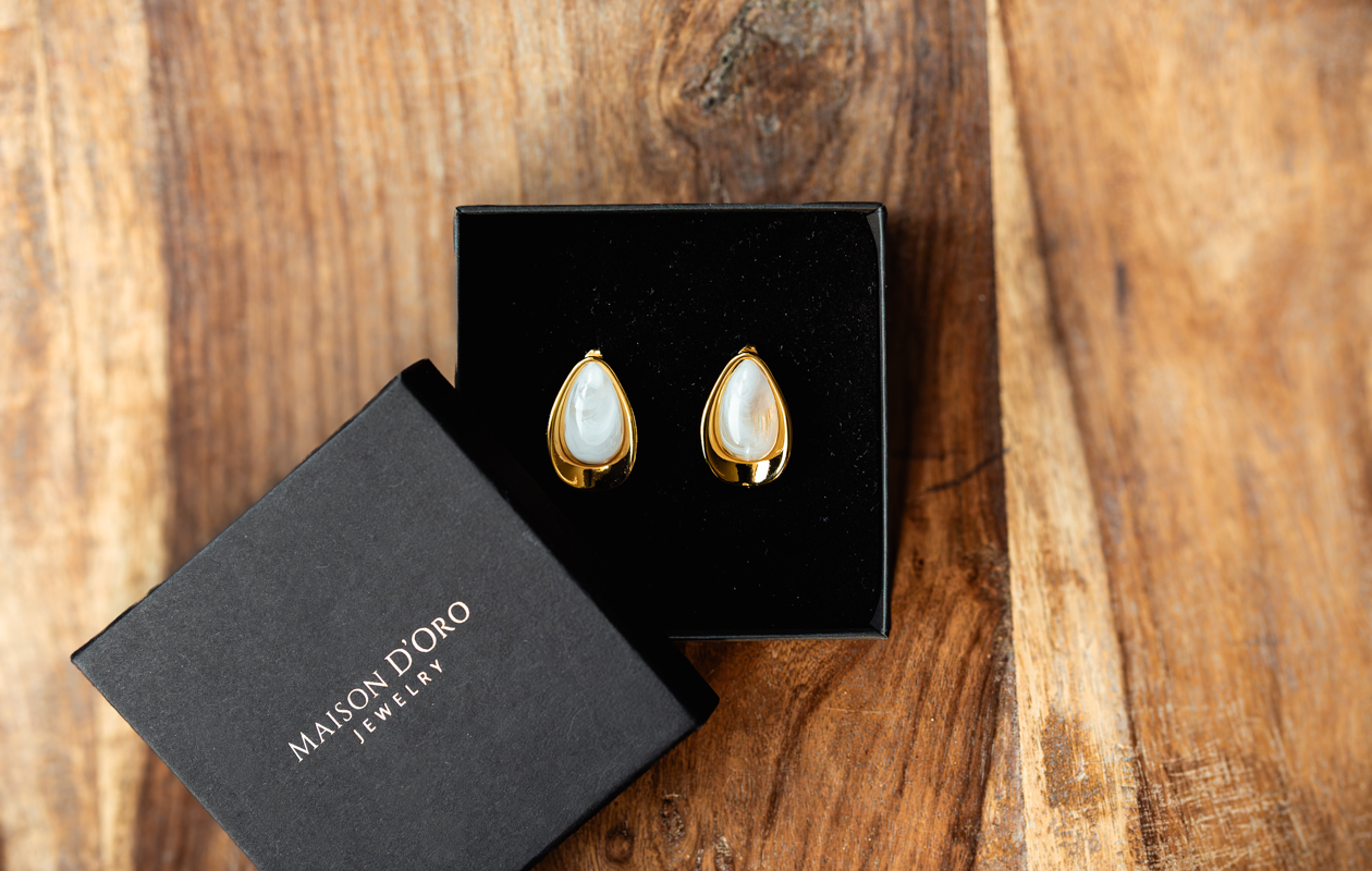 Oorbellen Yara Wit - Maison D'Oro