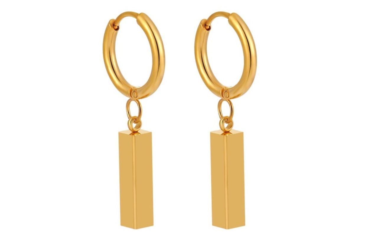 Gouden staafjes oorbellen