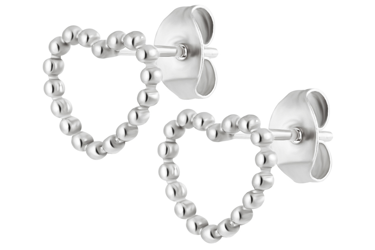 Zilverkleurige oorstekers met hartvormig design