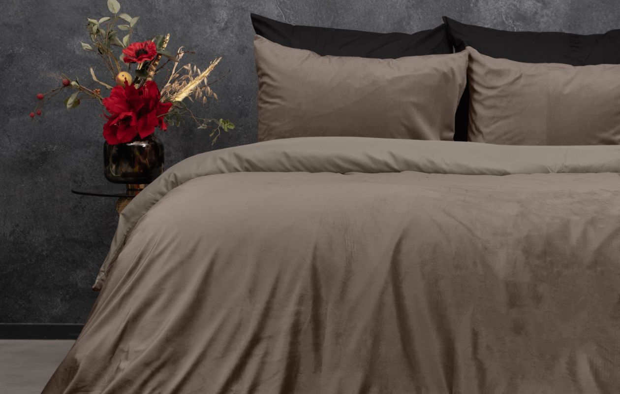 Emsa Velvet Uni Taupe Dekbedovertrekset 240 x 200/220 cm