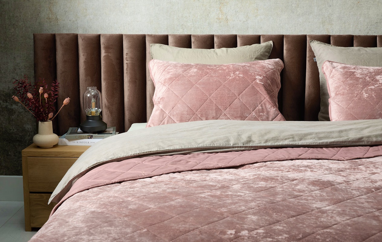Luxe bedsprei velvet incl. 2 slopen - Roze - 200 x 200 cm