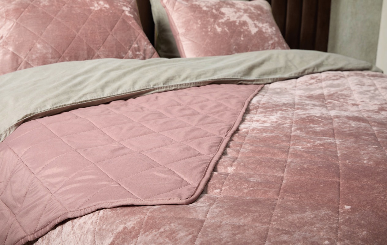 Luxe bedsprei velvet incl. 2 slopen - Roze - 200 x 200 cm
