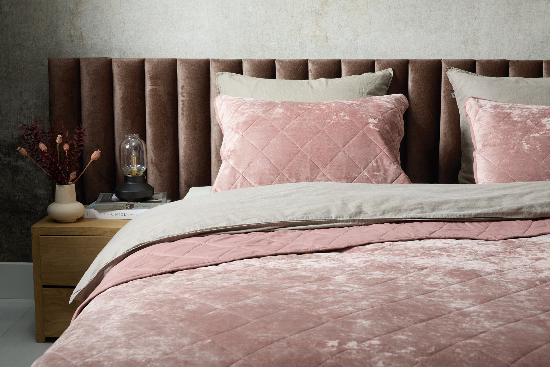 Luxe bedsprei velvet incl. 2 slopen - Roze - 240 x 220 cm
