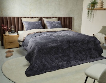 SleepMed Luxe bedsprei velvet incl. 2 slopen - Grijs - 240 x 220 cm