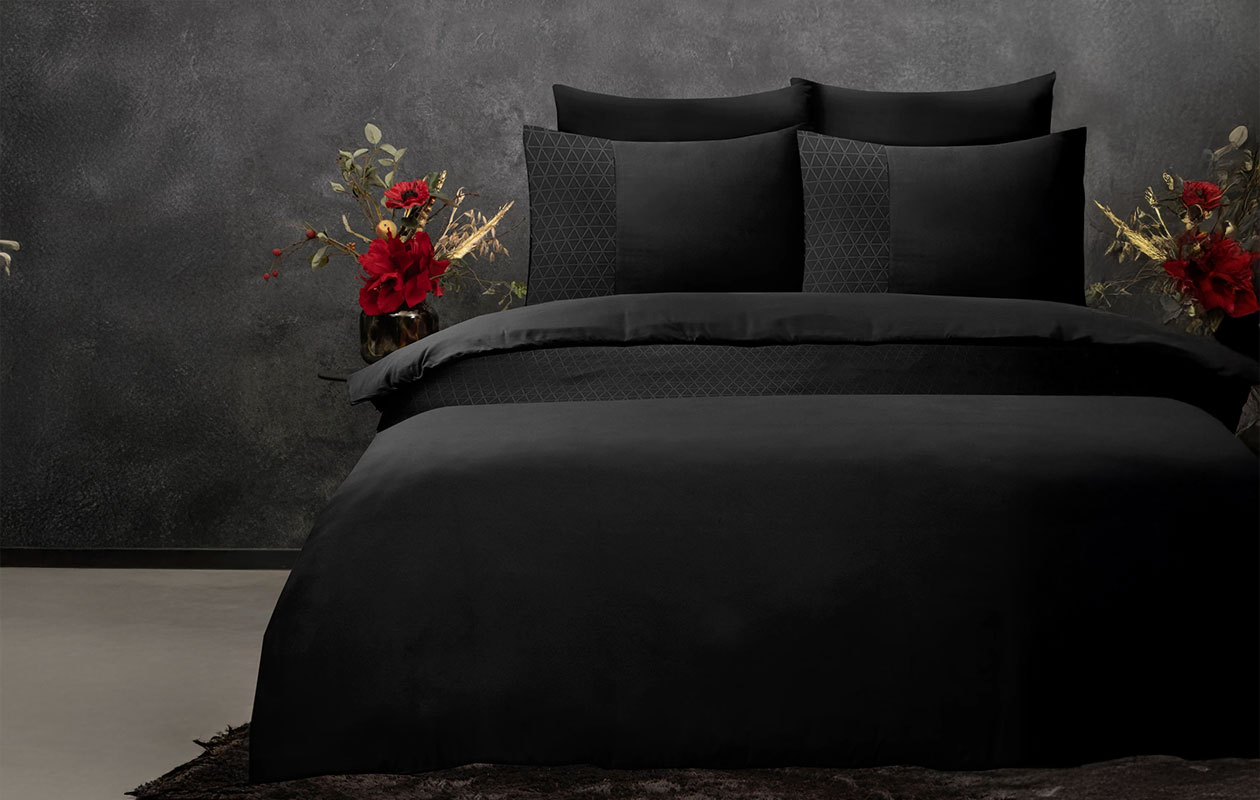 Sleeptime Embossed Valencia Black Dekbedovertrek – 240x200/220 cm