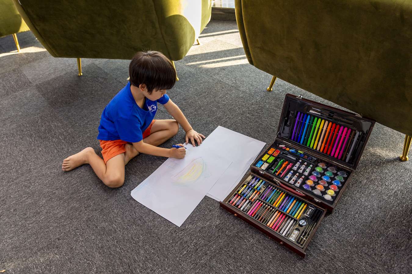 Teken- en Verfset (123-delig) in luxe houten koffer