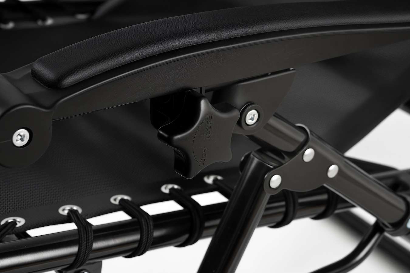 Feel Furniture – Verstelbare ligstoel voor buiten