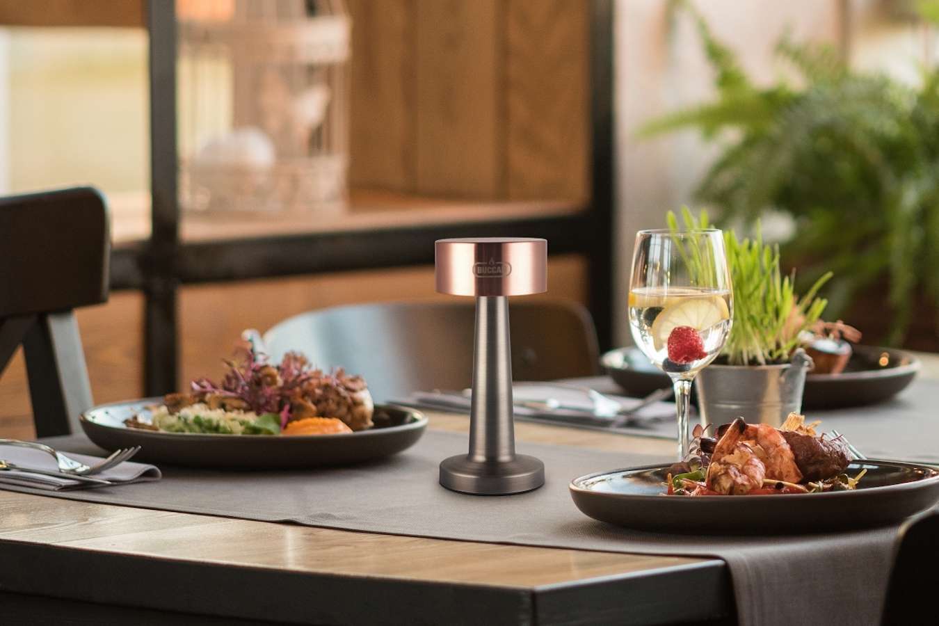 Tafellamp met 3 lichtstanden en touchpaneel