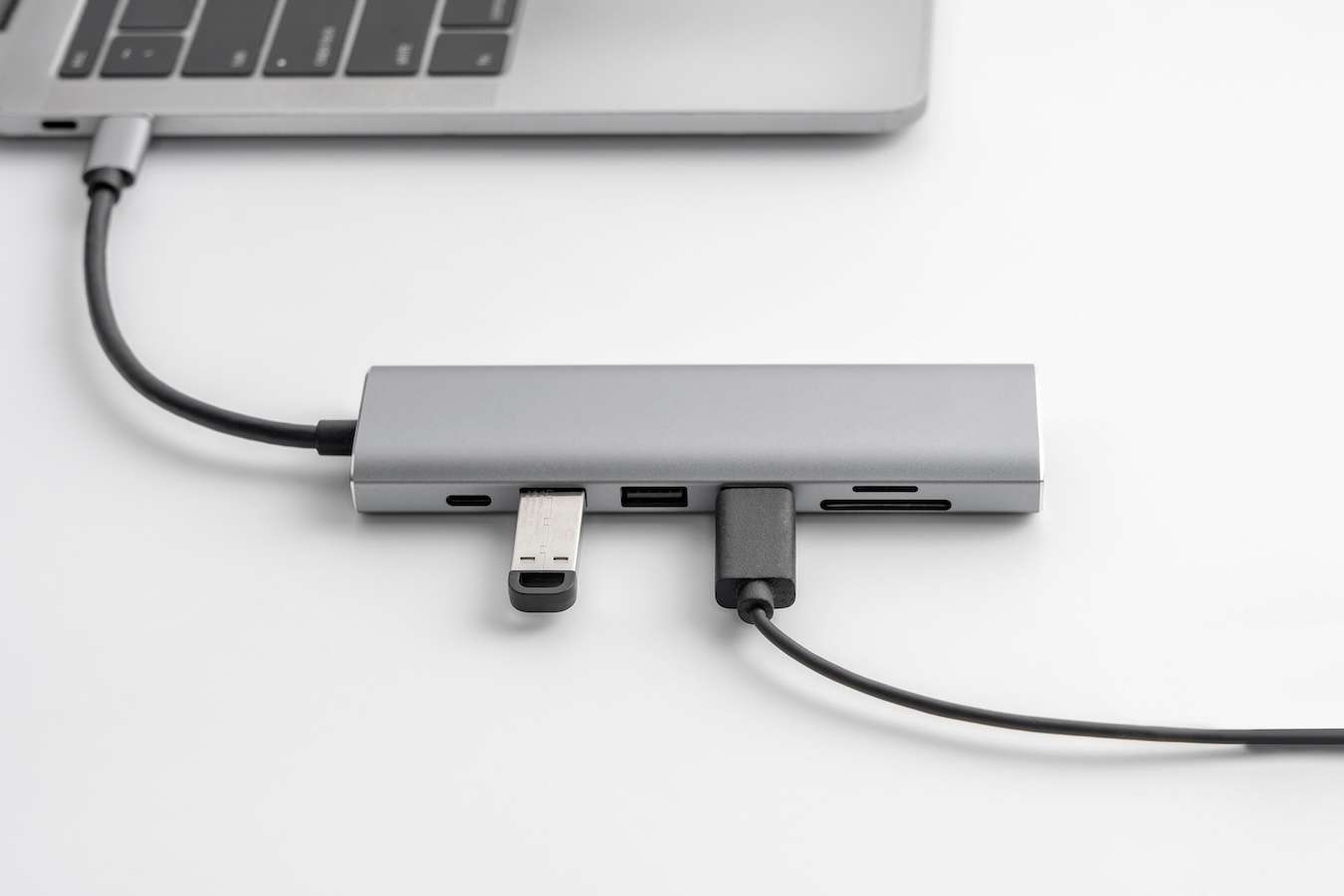 Universele Aluminium USB-C splitter - 7 in 1 - Space Grey