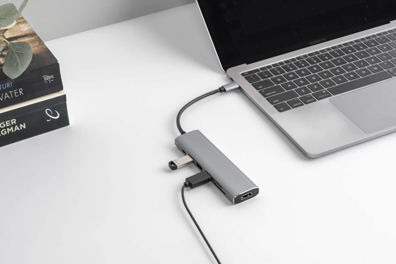 Universele Aluminium USB-C splitter - 7 in 1 - Space Grey