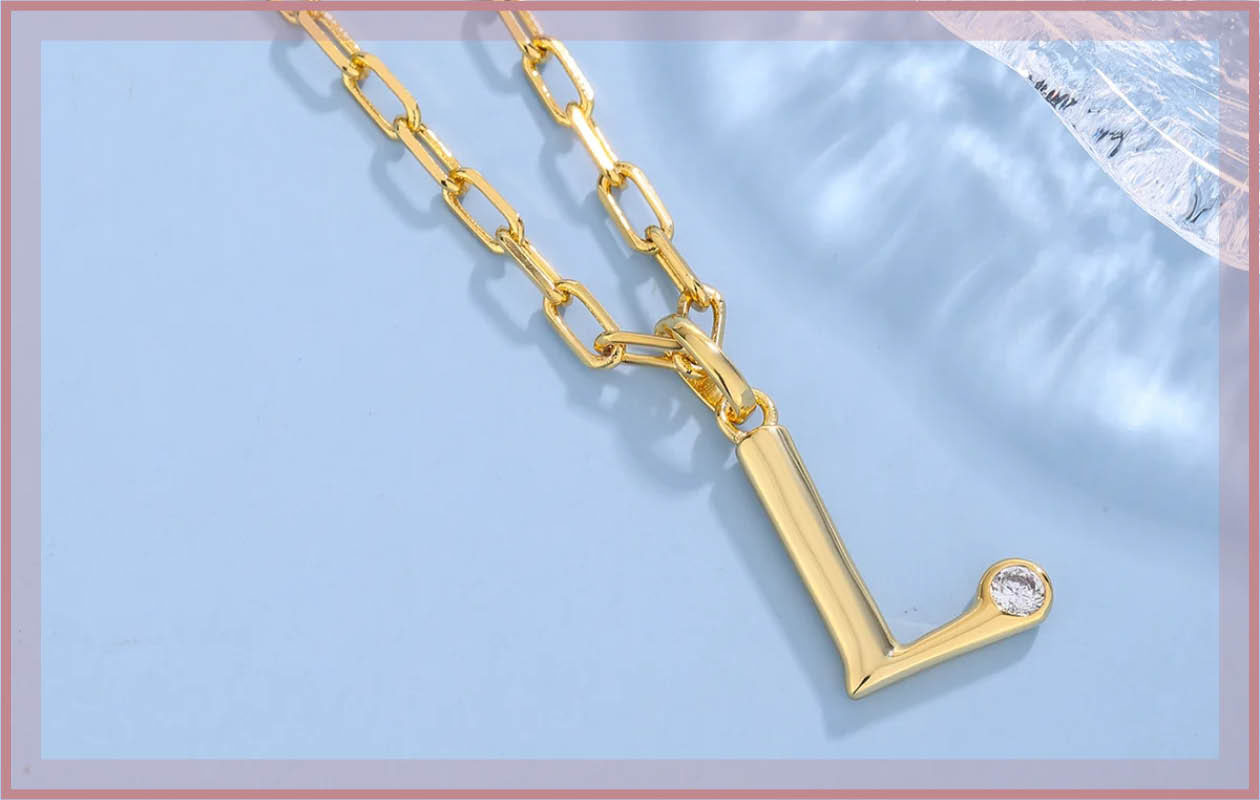 Waardebon t.w.v. €50 voor een Lettercollier met Lab Grown Diamant van Di Lusso