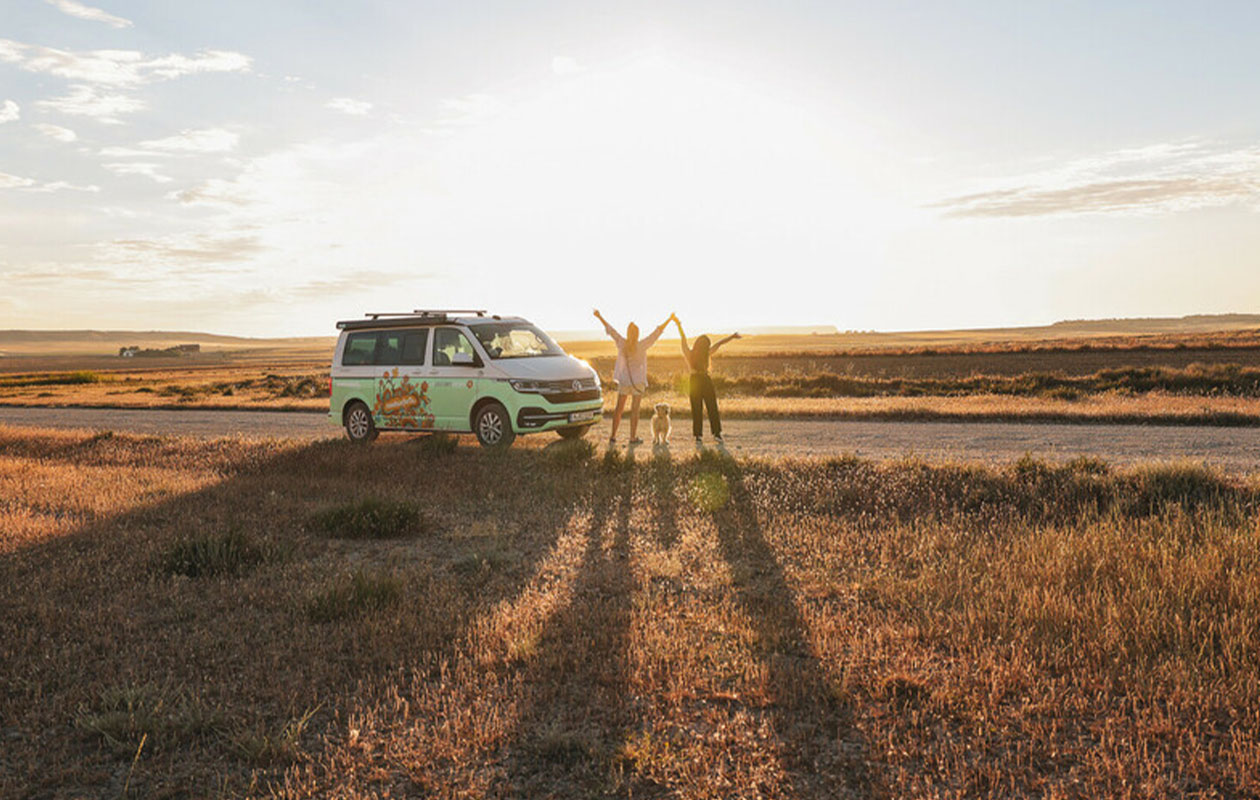 Camper huren en reizen met €100 korting + gratis fietsendrager