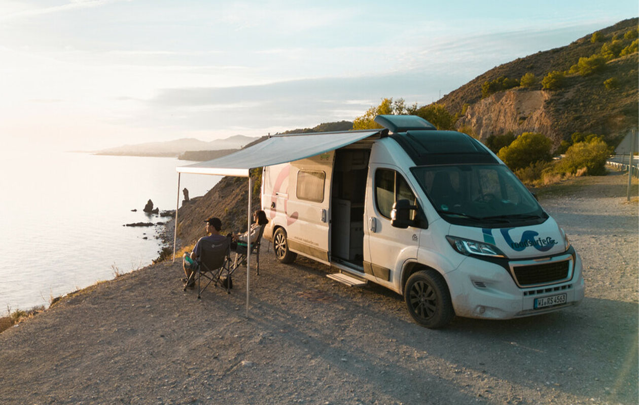 Camper huren en reizen met €100 korting + gratis fietsendrager