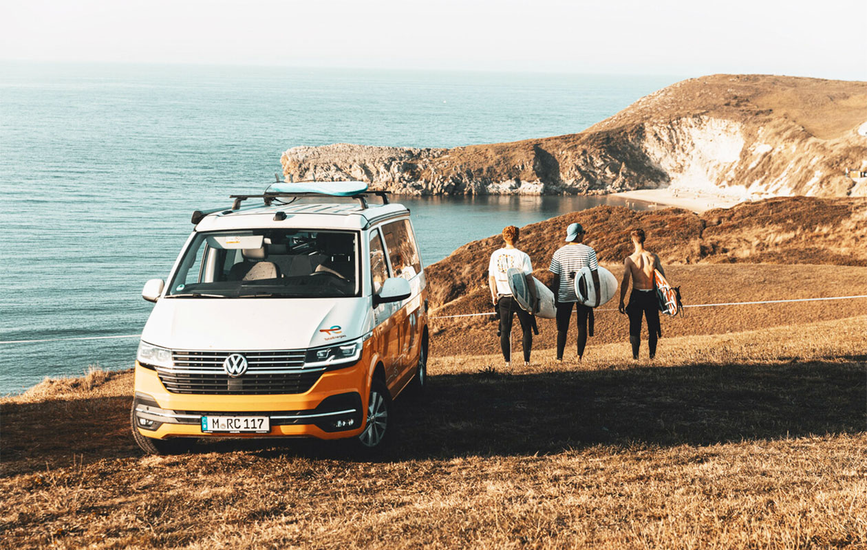 Camper huren en reizen met €100 korting + gratis fietsendrager