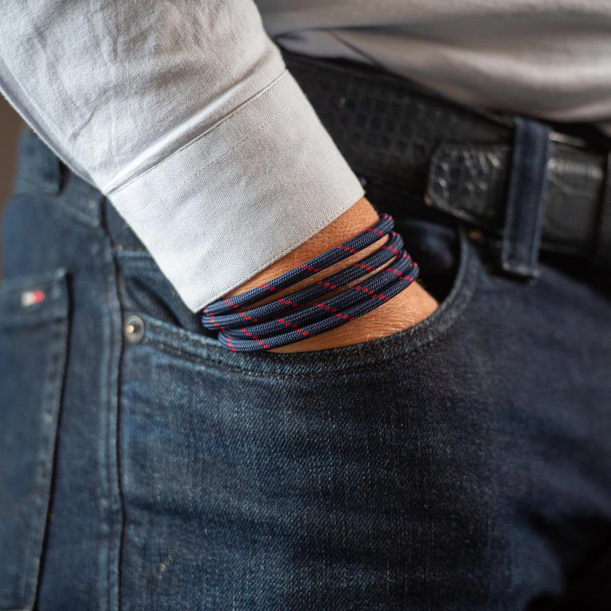 Wikkelarmband Donkerblauw - rood 18,5cm