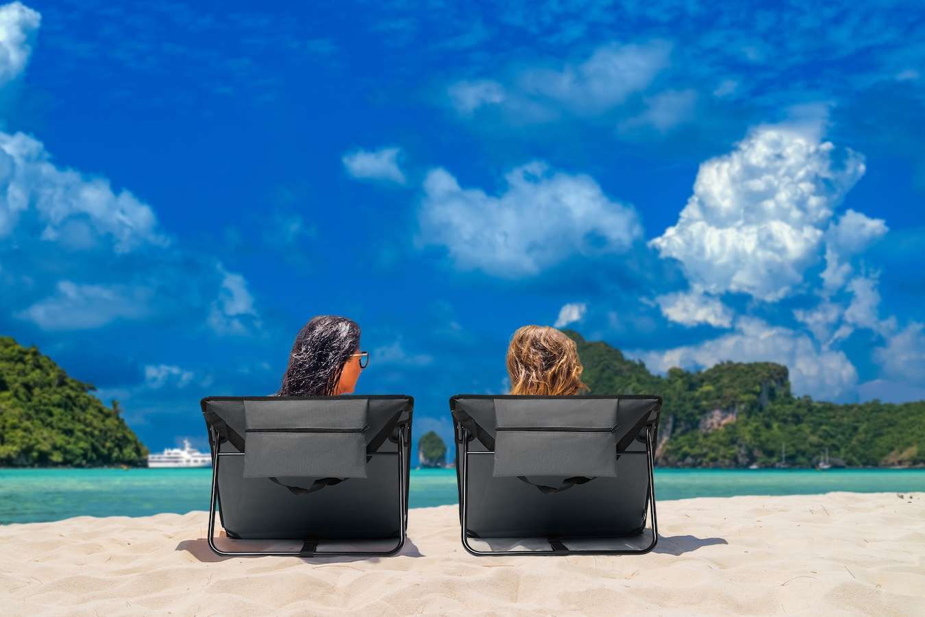 Feel Furniture Hip strand ligbed met draagzak