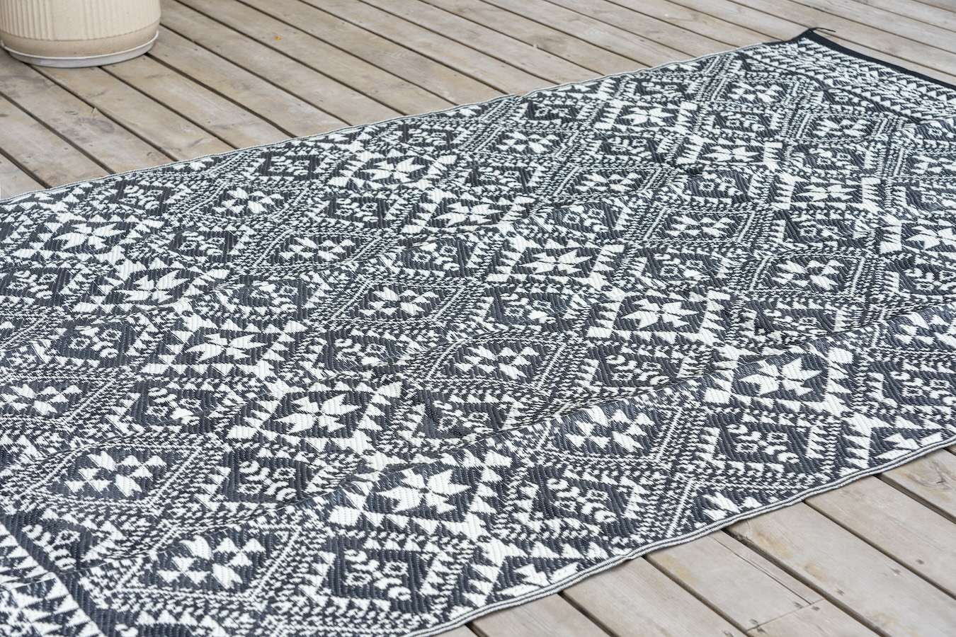 Feel Furniture - Vloerkleed voor buiten - 280x370cm - Zwartwit