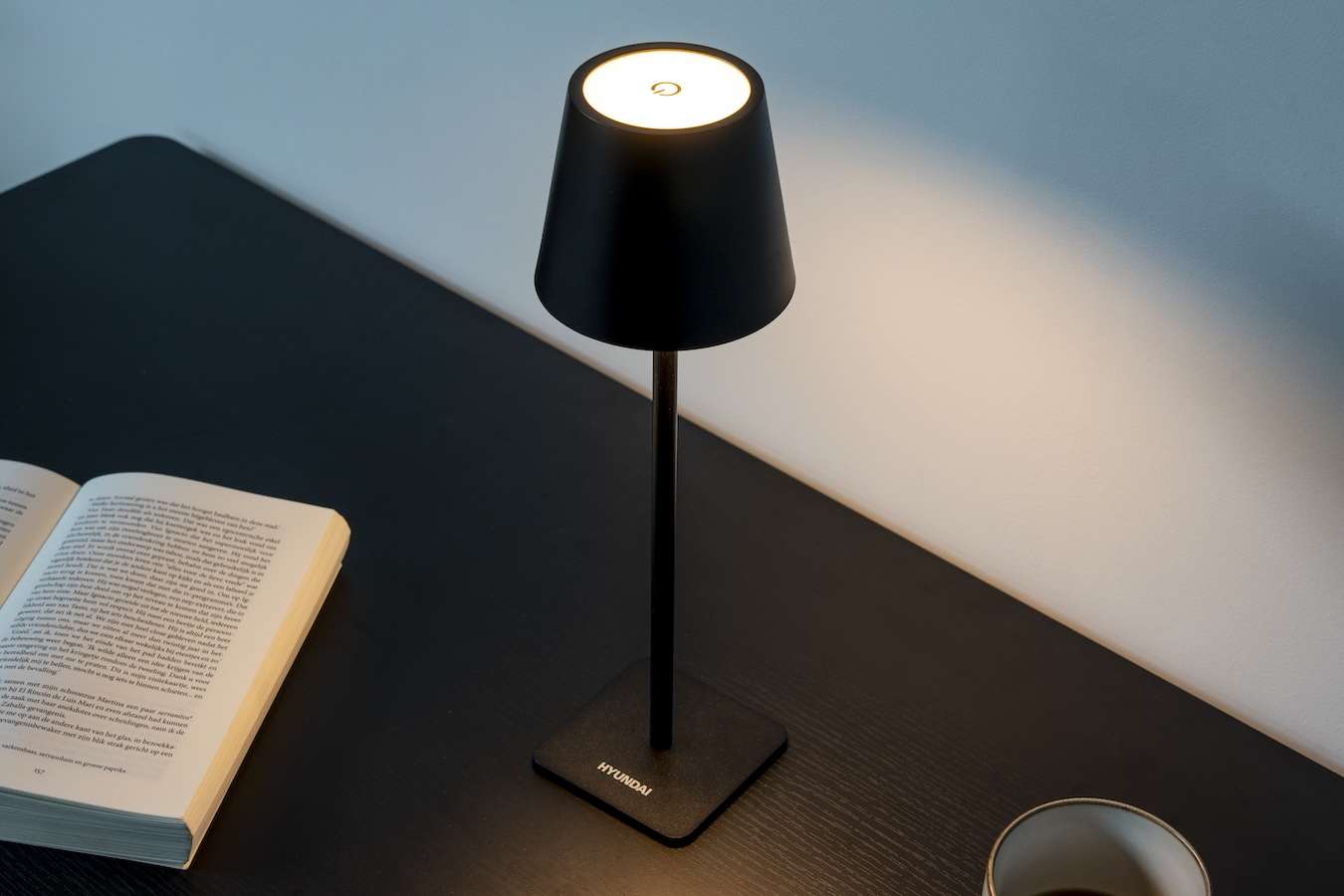 Hyundai Home - Draadloze tafellamp - met RGB en besturing via Hyundai Home APP