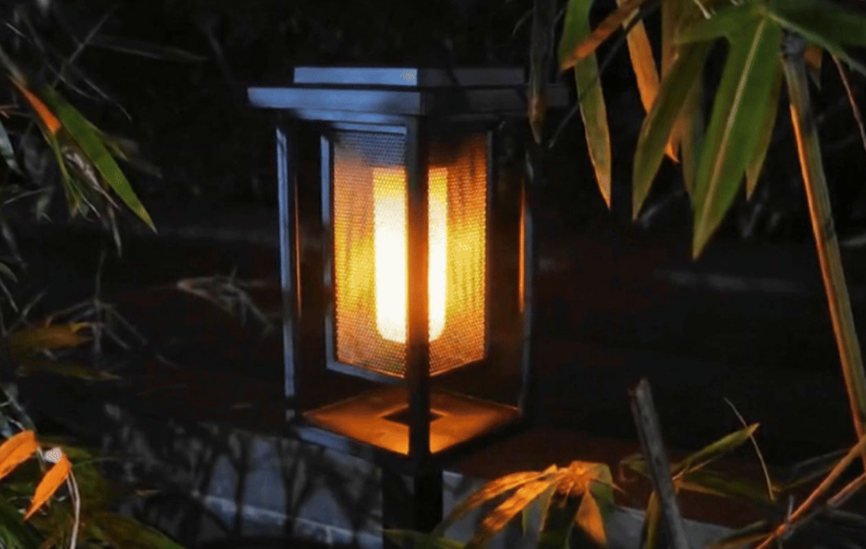 Hyundai Lighting Torches solaires de luxe pour allée (lot de 2)
