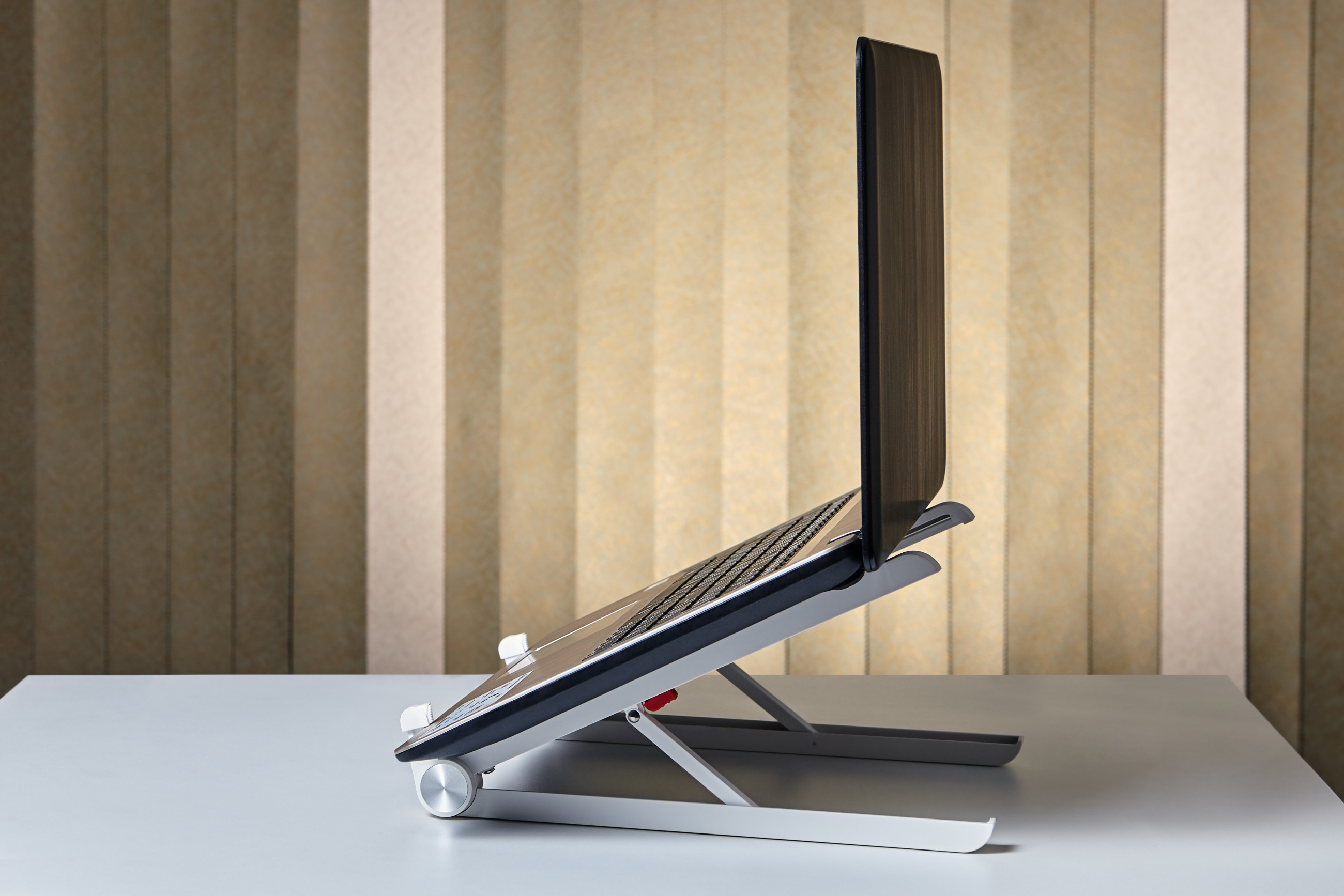 Technosmart Compacte laptoptafel