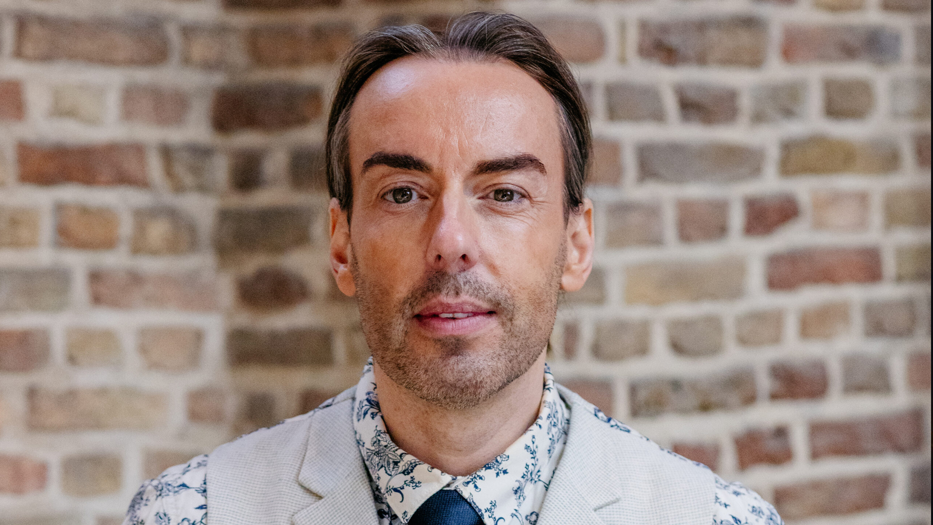 Radio 10 voor Alpe d’HuZes: privé etiquette-les van Tom de Koning 