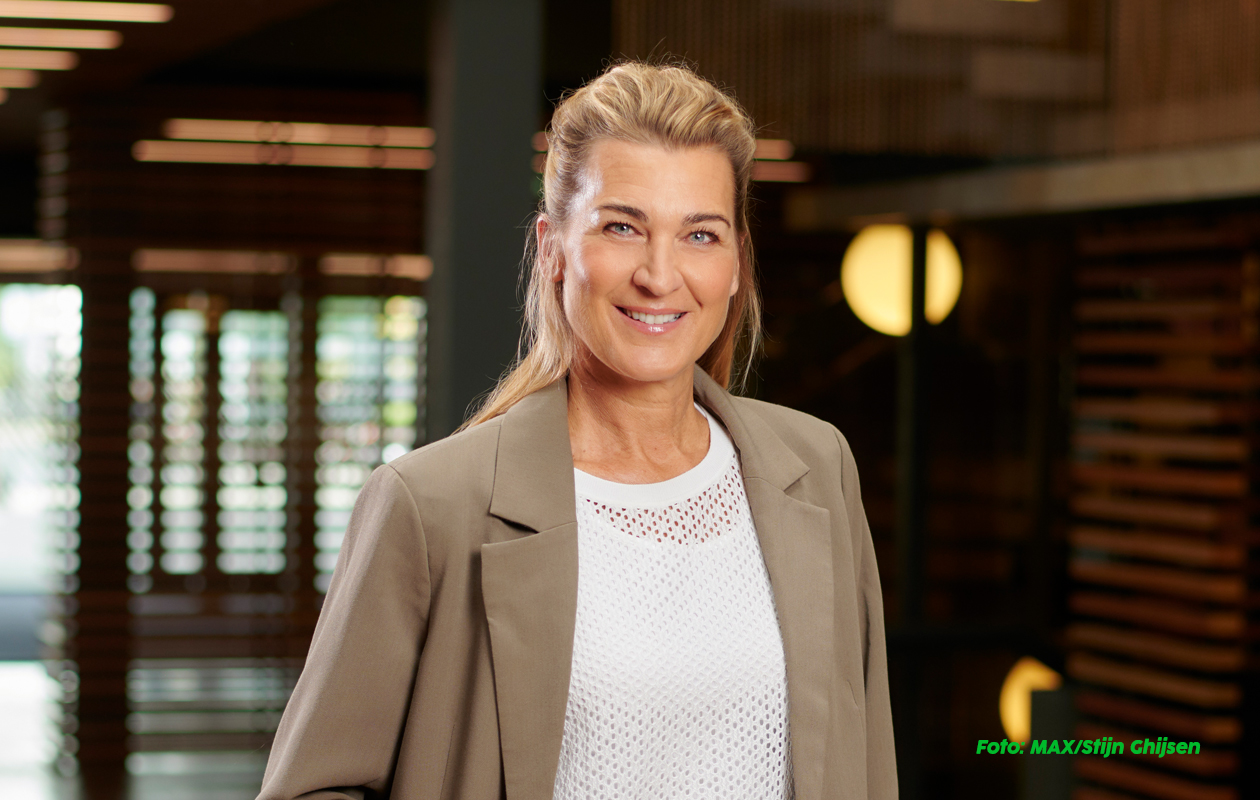 Radio 10 voor Alpe d’HuZes: schaatsclinic van Barbara de Loor (4p) 