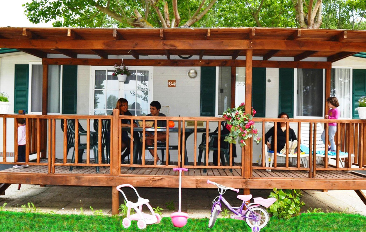 Verblijf 8 dagen op 3*** camping Punta Navaccia in Italië