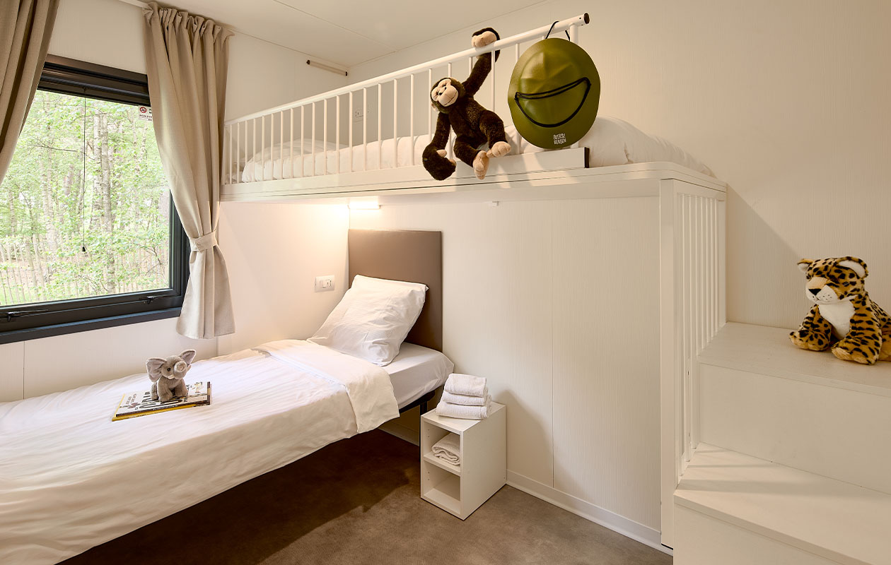 Midweek in een Forest Cabin bij Lake Resort Beekse Bergen voor 2 tot maximaal 4 personen