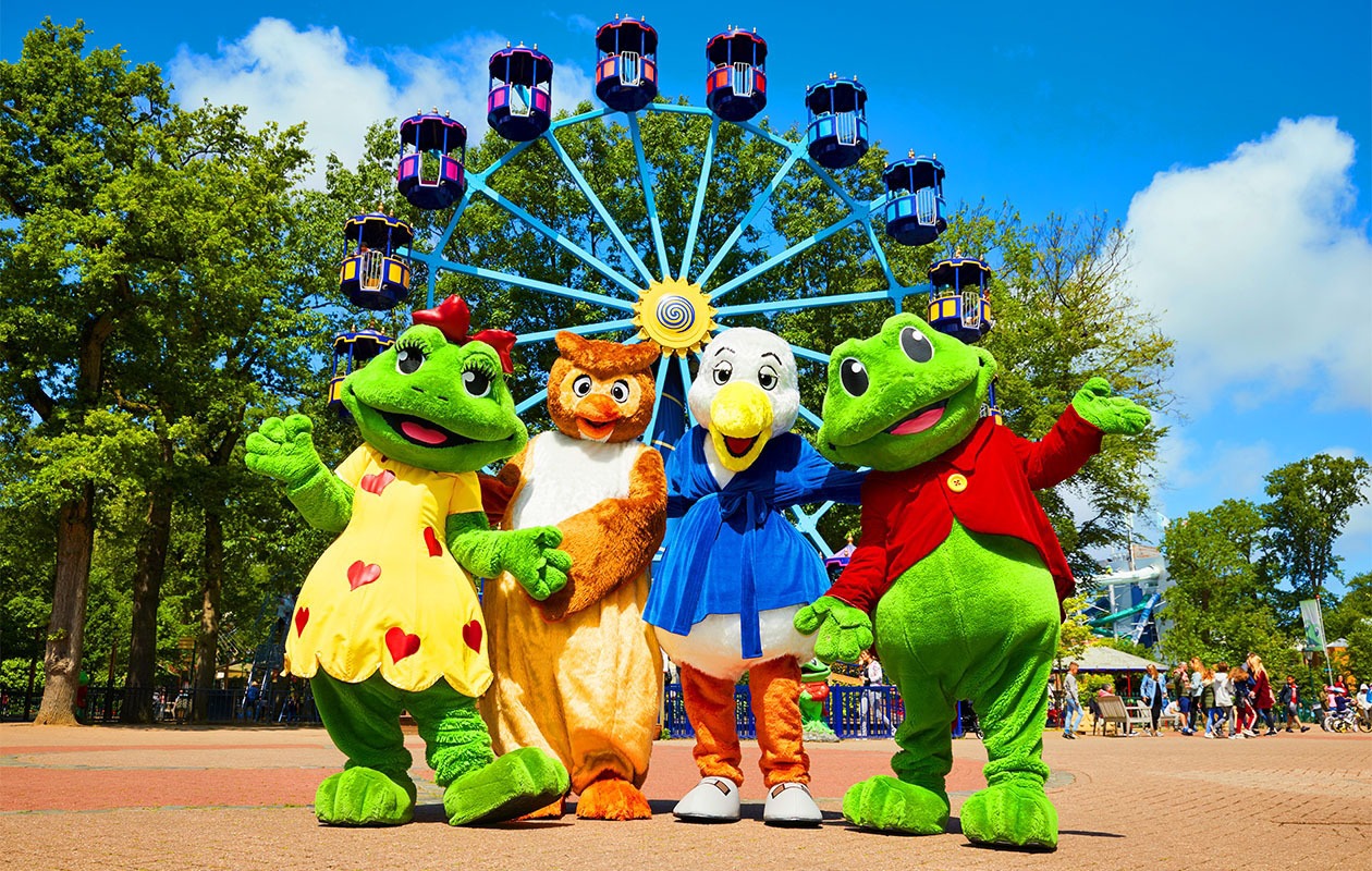 Verblijf in een 7-persoons Ranger Lodgetent op Vakantiepark Duinrell