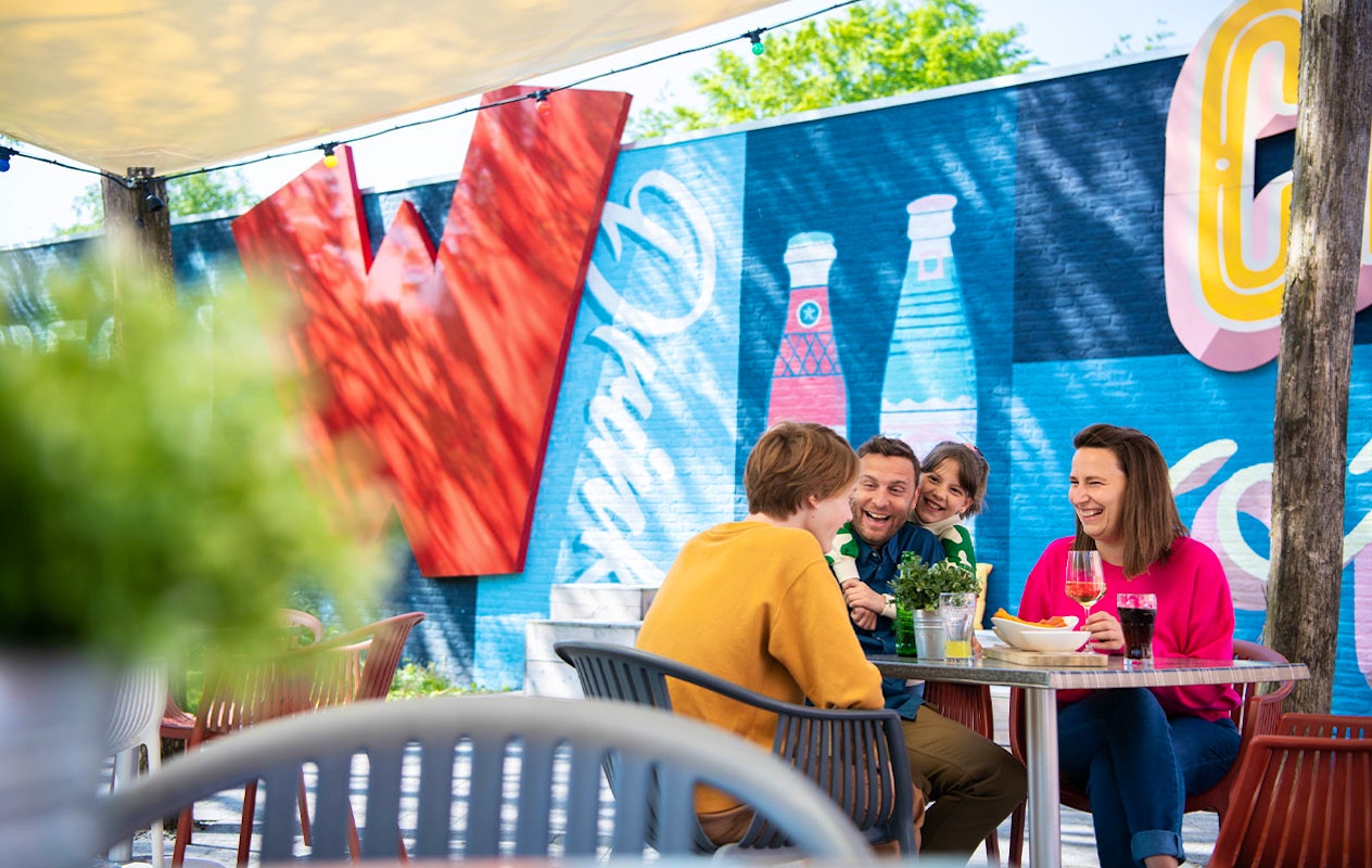Verblijf 1 nacht in Walibi Village in een 4-persoons bungalow