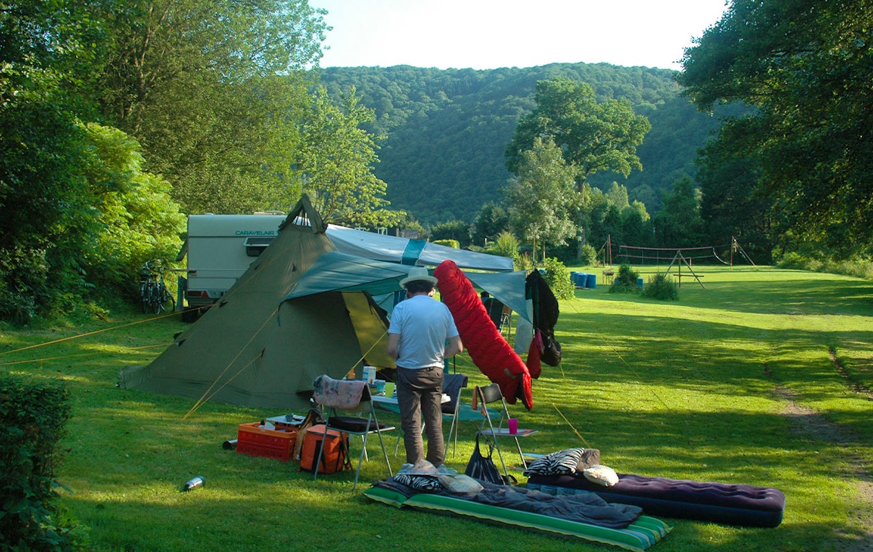 Beleef het voorjaar met eigen kampeermiddel in de Belgische Ardennen