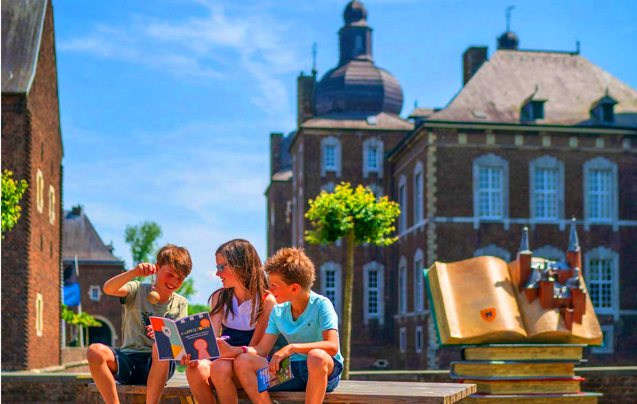 Ticket Kasteel Hoensbroek in Zuid-Limburg (2p.)