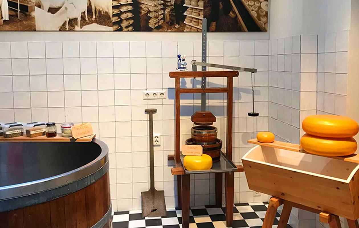 Gouda jong kaaswiel van Henri Willig 3,6 kg (48+)