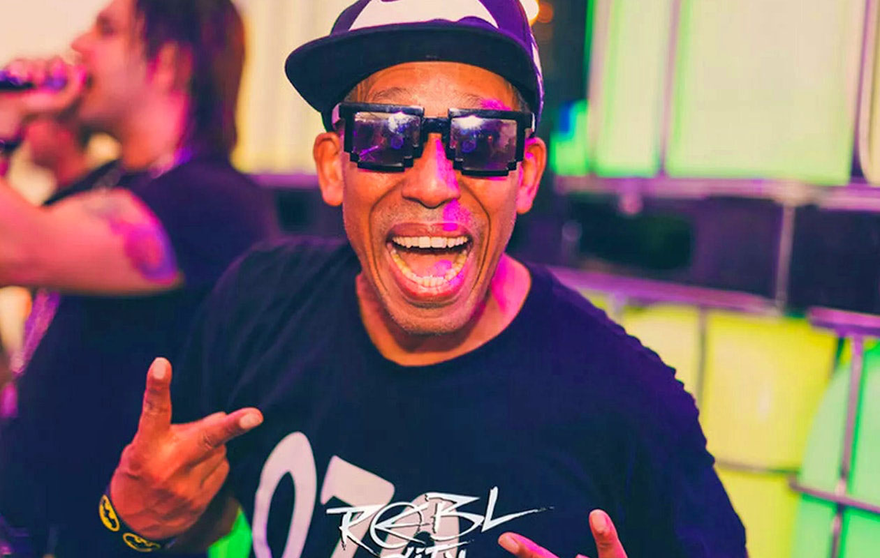 Ticket 90's XXL X-mas edition in Leeuwarden (2p.)