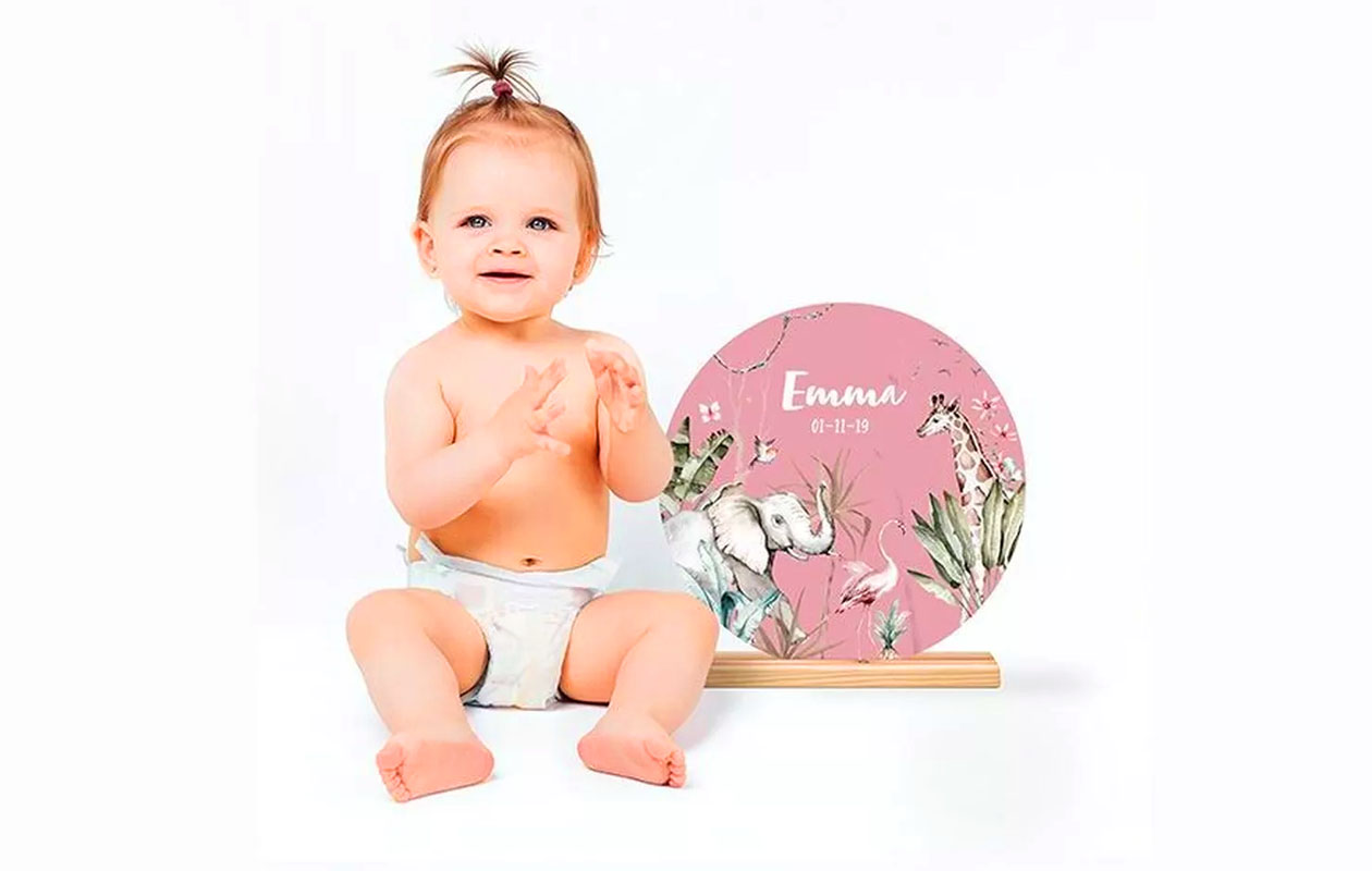 Ontvang €34,95 korting op een gepersonaliseerde geboortecirkel (ø 20 cm)